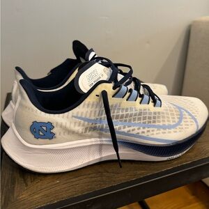 UNC Nike Zoom Pegasus 37